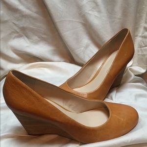 Mustard yellow wedge rounded 3 inch high heel